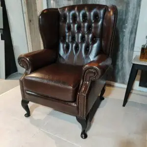 Engelse Oorfauteuil Chesterfield Donkerbruin